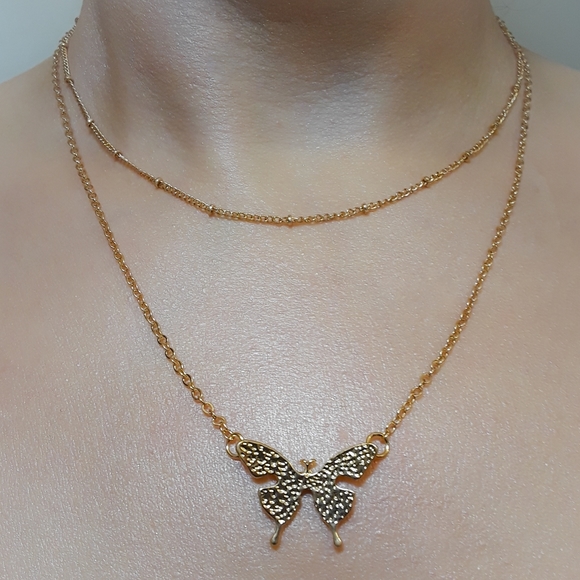 Dainty Layered Chain Butterfly Pendant Necklace - Picture 3 of 6